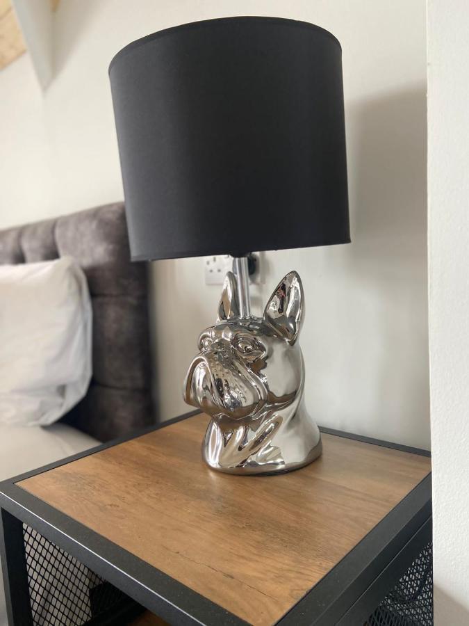 Cf Eleven Hotel Кардиф Екстериор снимка